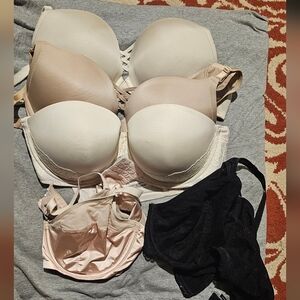 Elegant Torrid Curve Women's Intimates Set - Black and Cream And Pink